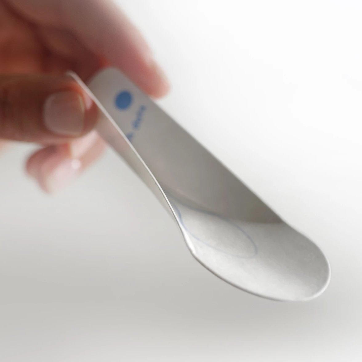 The EcoSpoon4 is eco friendly cutlery and good for full servings of frozen yogurt, deli salad, or hot soup. 